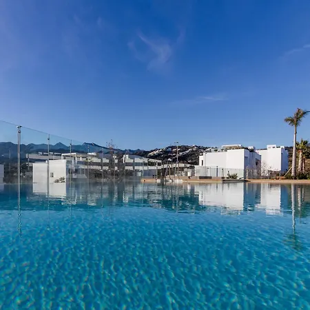 Elegant In Marbella, Sea Views, Infinity & Pool, Sauna, Gym, Spa, 5 Min To The Marbella