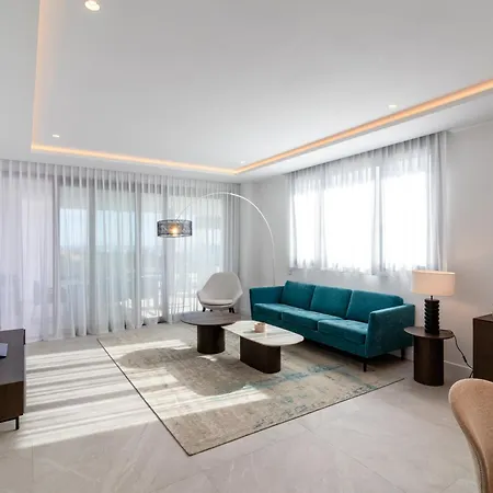 Elegant In Marbella, Sea Views, Infinity & Pool, Sauna, Gym, Spa, 5 Min To The * Marbella