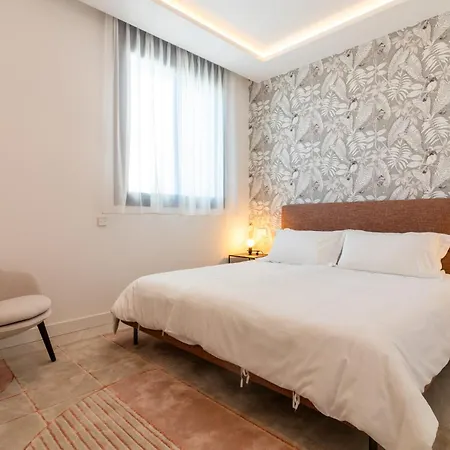 Elegant In Marbella, Sea Views, Infinity & Pool, Sauna, Gym, Spa, 5 Min To The Apartment *