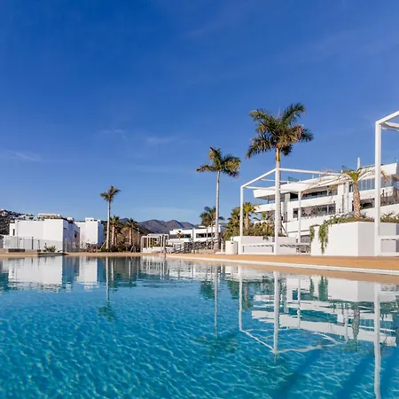 Elegant In Marbella, Sea Views, Infinity & Pool, Sauna, Gym, Spa, 5 Min To The Apartment *